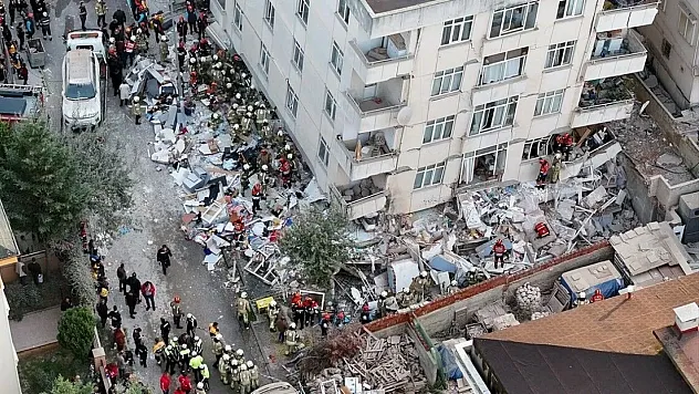 Maltepe'de 7 katlı binada kısmi çökme meydana geldi