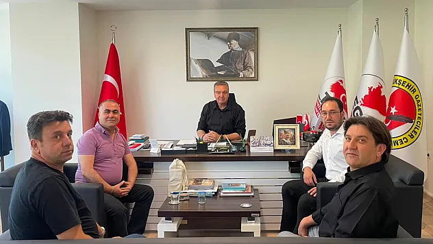 Manisalılar Derneği'nden Büyükşehir Gazeteciler Cemiyeti'ne Ziyaret