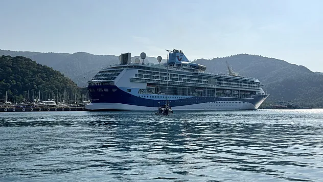 'Marella Discovery' kruvaziyeri Marmaris'e 1765 turist getirdi