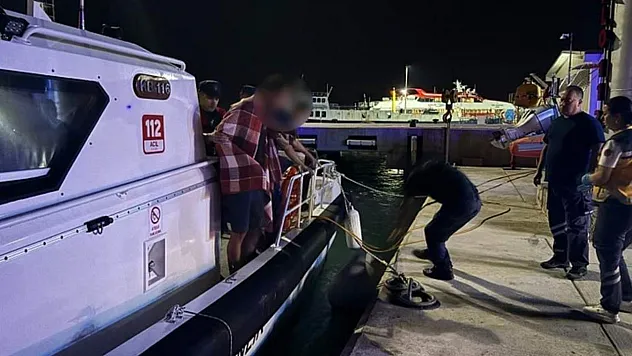 Marmaris açıklarında ticari teknede rahatsızlanan vatandaş için tıbbi tahliye gerçekleştirildi