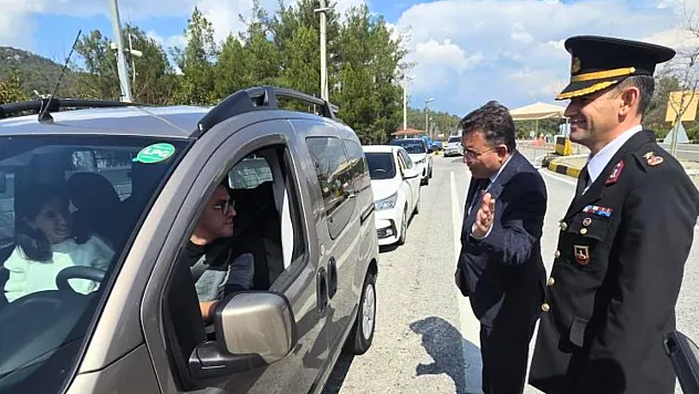 Marmaris'e bayram için 5 bin araç giriş yaptı
