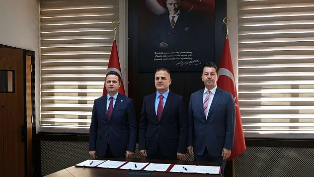 Marmaris Esnaf Odası binasını 15 yıllığına mesleki eğitim için tahsis etti