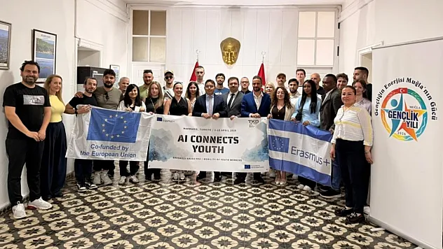 Marmaris Kaymakamı Kaya, gençlik projesi heyetini ağırladı