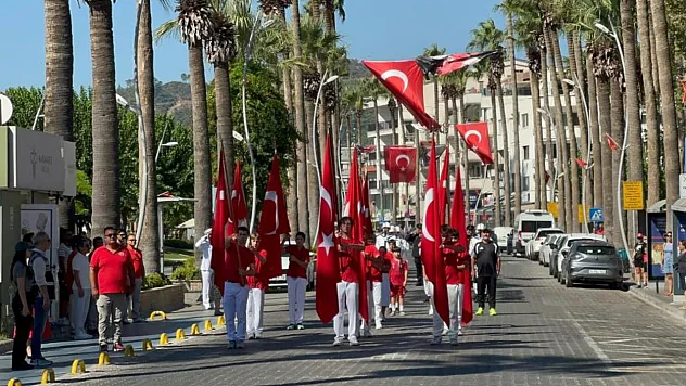 Marmaris'te 30 Ağustos Zafer Bayramı Coşkuyla Kutlandı