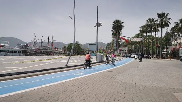 Marmaris'te çocuklar ikinci kez dışarı çıktı