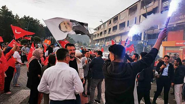 Marmaris'te Cumhurbaşkanı Erdoğan sevinci