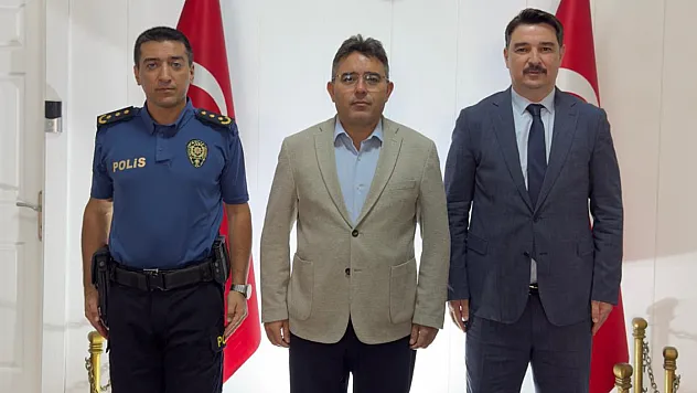Marmaris'te görev değişikliği yapan emniyet müdürlerinden Kaymakam Kaya'ya ziyaret