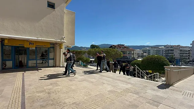 Marmaris'te gözlükçü kurşunlamasının şüphelileri adliyeye sevk edildi