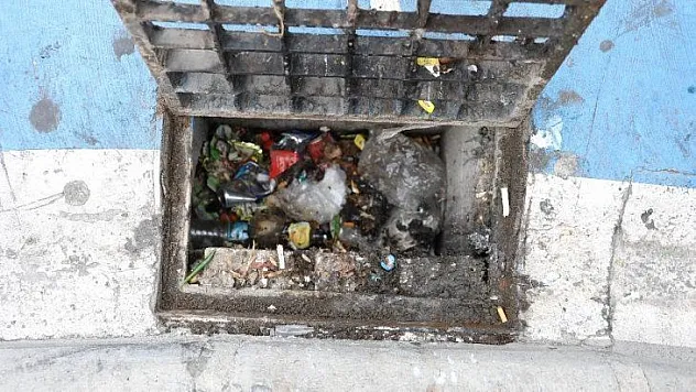 Marmaris'te mazgallar kül tablasına dönmüş