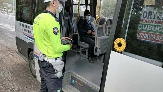 Marmaris'te toplu taşıma araçlarında Korona virüs denetimi yapıldı