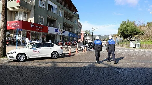 Marmaris'te zabıtadan duba uyarısı