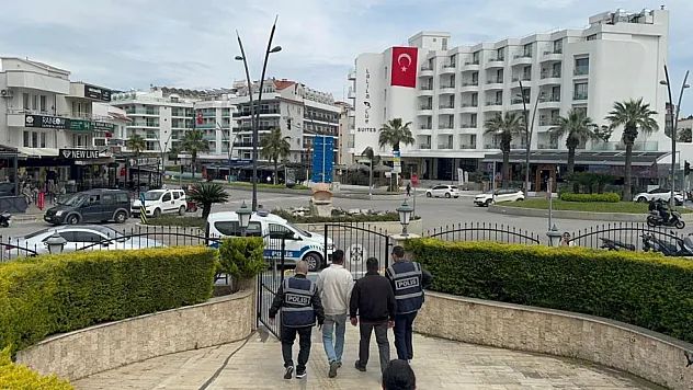 Marmaris'teki 'vinç' kazasında gözaltına alınan 2 kişi tutuklandı