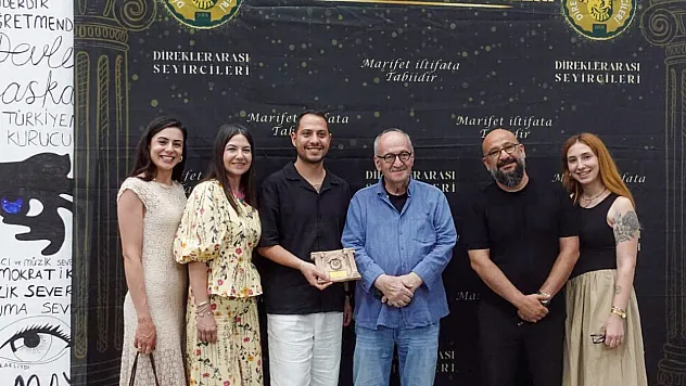 Menteşe Belediye Tiyatrosu'na ensemble ödülü