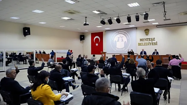 Menteşe Belediyesi 2020 yılı faaliyet raporuna Cumhur İttifakı ret CHP evet dedi 