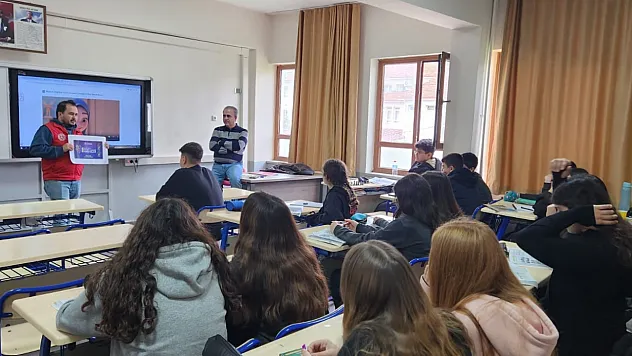 Menteşe'de 2026 gençler arası kültür ve sanat yarışmaları tanıtımları başladı