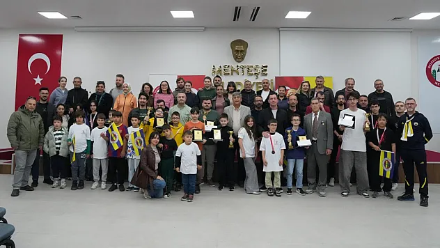 Menteşe'de 23 Nisan Satranç Turnuvası İle Kutlandı