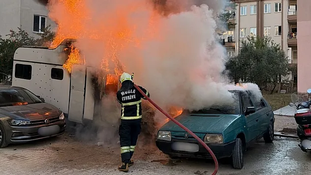 Menteşe'de karavan küle döndü