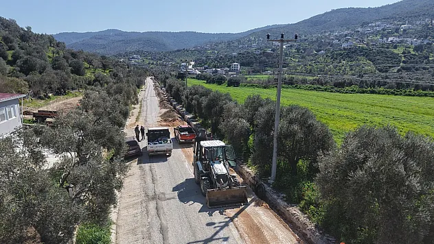 Milas Kemikler Mahallesi içme suyu hattı kamusal alana taşınıyor