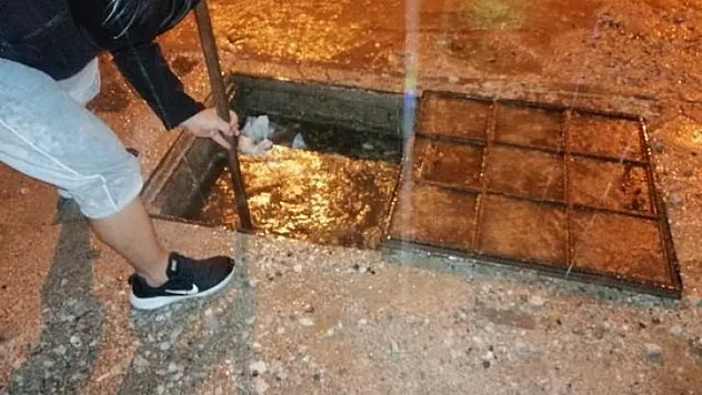 Milas'ta şiddetli yağış, su baskınlarına neden oldu