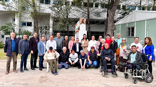 Milletvekili Adayı Tan, 'Biz sizi yalnız bırakmayacağız'