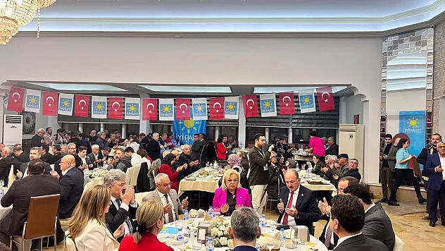 Adaylar iftar programında tanıtıldı