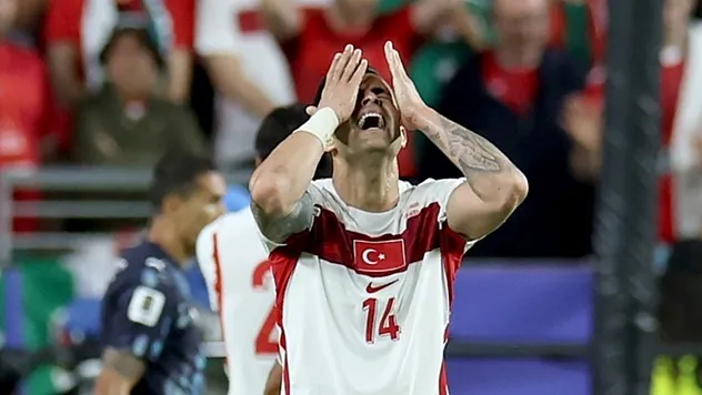 Milli futbolcular gözyaşlarını tutamadı