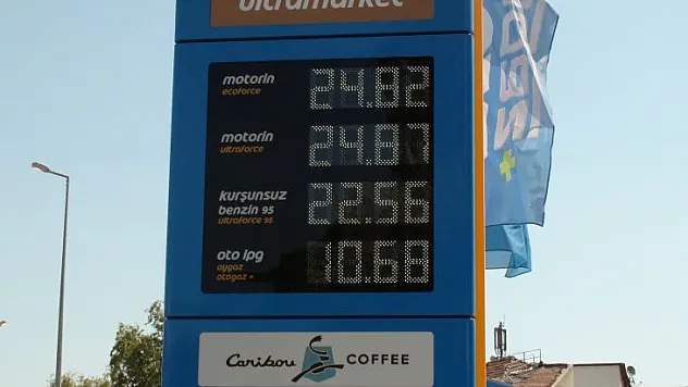 MOTORİN VE BENZİNE İNDİRİM