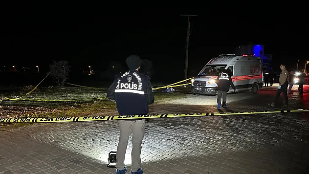 Motosiklet araziye devrildi: 32 Yaşındaki Sürücü Hayatını Kaybetti