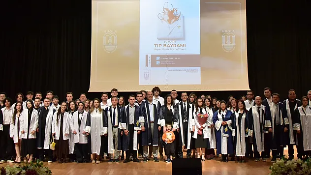 MSKÜ'de Beyaz Önlük Heyecanı: Geleceğin Hekimleri Mesleğe İlk Adımını Attı