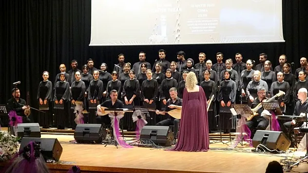 MSKÜ'de 'Birliğimiz dirliğimiz türkülerimiz' konseri beğeni topladı