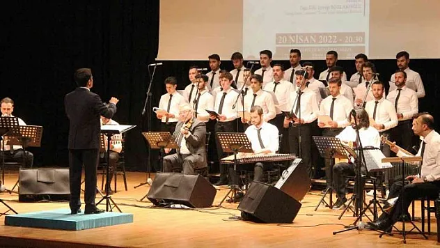 MSKÜ'de İlahi dinletisi