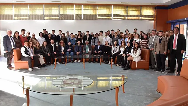 MSKÜ'de Öğrenci Çalıştayı Düzenlendi