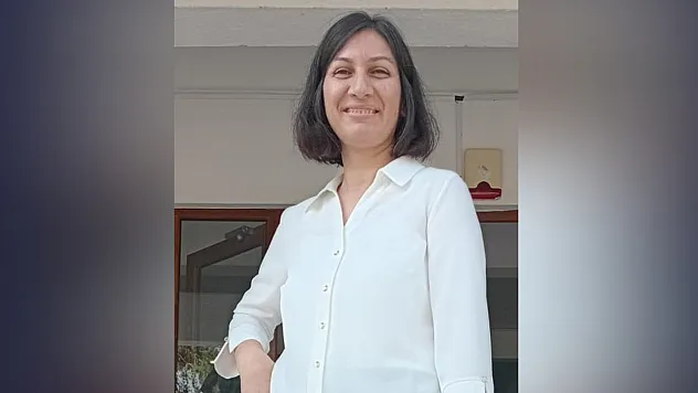 Muğla Akyaka'da muhtarlık koltuğu kocasından karısına geçti