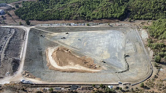 Muğla Büyükşehir, Marmaris'te katı atık yönetimini güçlendiriyor