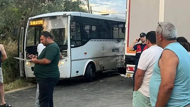 Muğla'da 8 kişinin yaralandığı kazanın görüntüleri ortaya çıktı