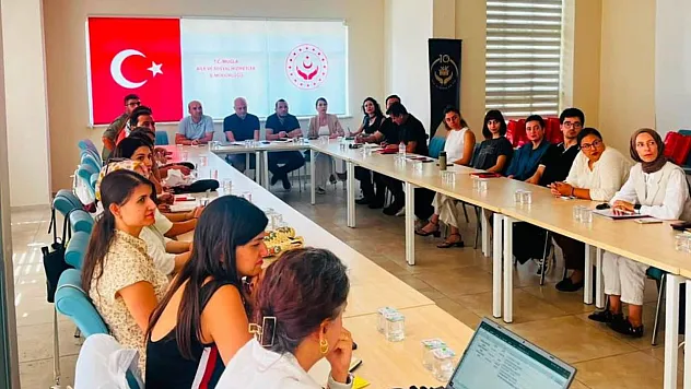 Muğla'da Aile eğitimi masaya yatırıldı