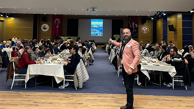 Muğla'da Beşkaza Platformu'ndan 7. Geleneksel İftar: 'Geniş Değil, Gepegeniş Aile Bir Arada'