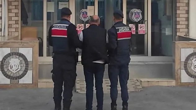 Dolandırıcılık suçundan aranan şahıs yakalandı