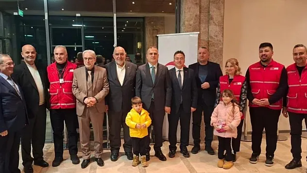 Muğla'da iyilik sofrası Kızılay, gönüllü ve hayırseverlerle iftarda buluştu
