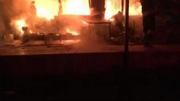 MUĞLA'DA KORKUTAN EV YANGINI