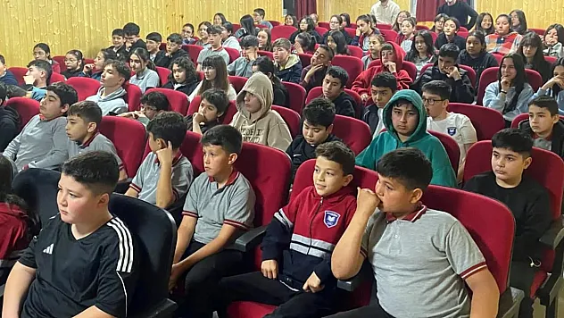 Muğla'da öğrencilere doğa bilinci aşılanıyor