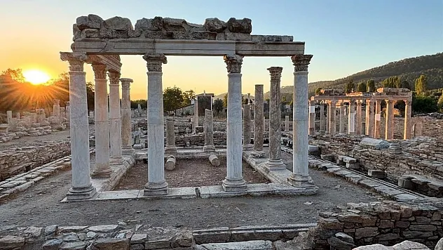 Muğla'da Stratonikeia ve Lagina kazılarında geleceğin restoratörleri yetişiyor