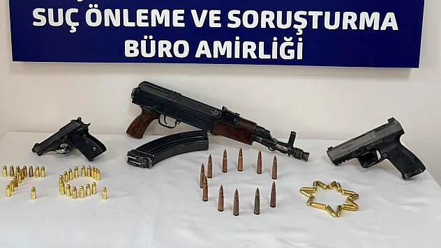 Muğla'da uzun namlulu silah ve ruhsatsız tabancayla yakalanan şüpheli tutuklandı
