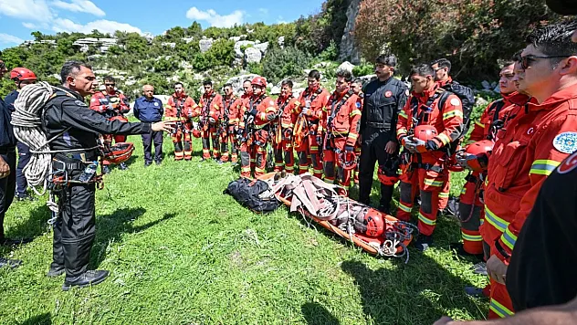 Muğla İtfaiye Personeline Mersin'de 5 Gün Süren Teorik ve Uygulamalı Eğitim