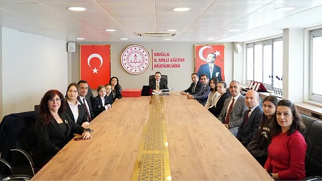 Muğla'nın genç tasarımcıları 'Savunmadan sanata' ödülleriyle taçlandı