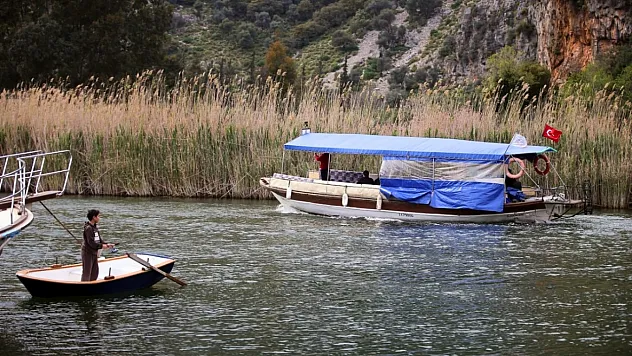 Muğla'nın turistik mahallesi Dalyan bayramda yerli turistleri bekliyor