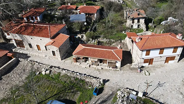 Muğla Stratonikeia'da Köy Meydanı Restore Ediliyor, Dükkanlar Eski İsimleriyle Açılacak