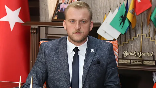 Muğla Ülkü Ocakları'ndan ücretsiz İngilizce kursu