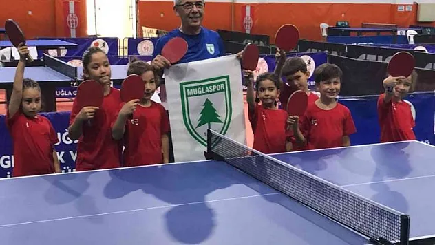 MUĞLASPOR'LU MİNİKLER MADALYALARI TOPLADI