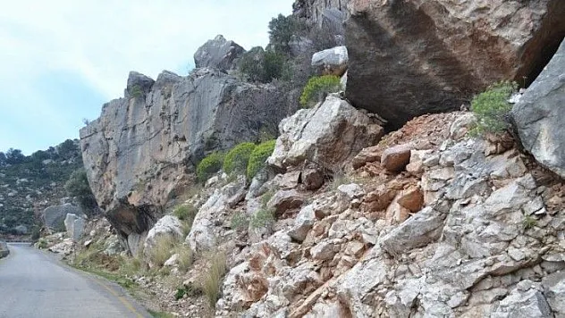 Muhtar Karaburun yetkililerden yardım istedi